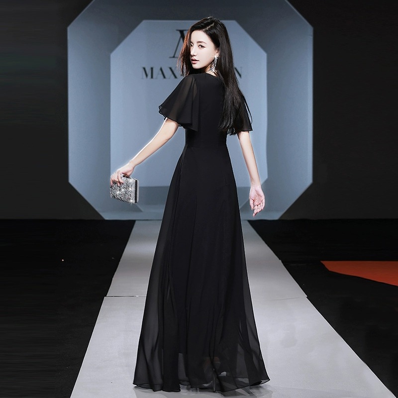 Banquet Evening Dress 2026 New - Fly Line recension och pris